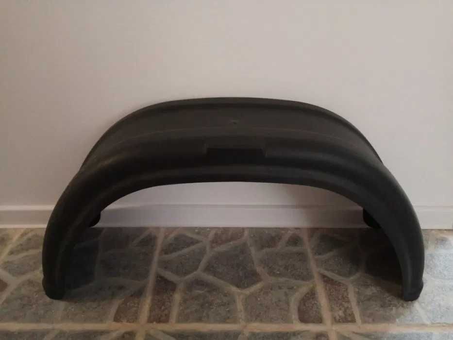 Aripa plastic pentru remorca NOU!!!