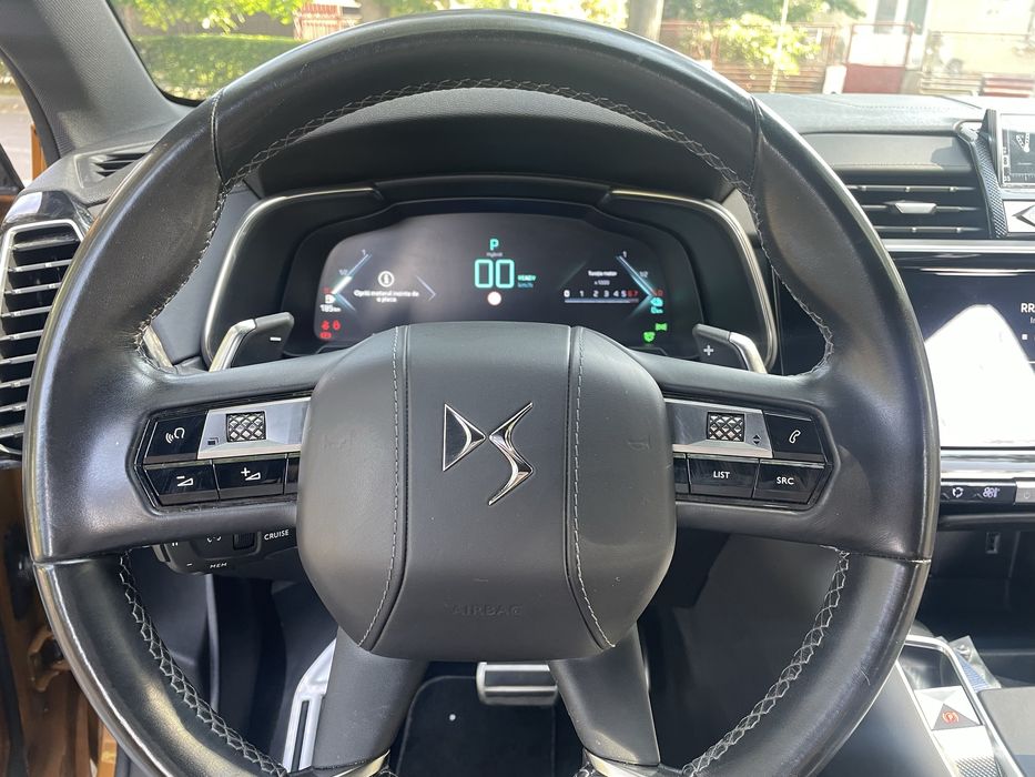DS Automobiles DS 7 Crossback RIVOLI 4x4 Plug-in Hybrid 300HP
