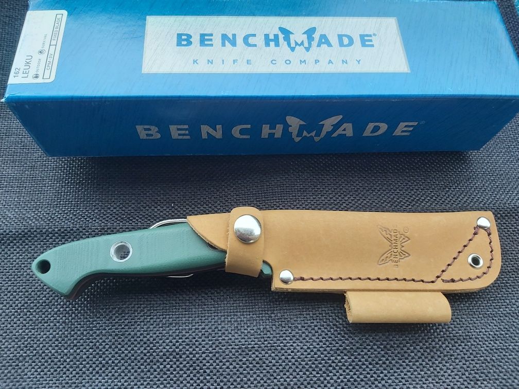 Нож Benchmade Bushcrafter с кожена кания