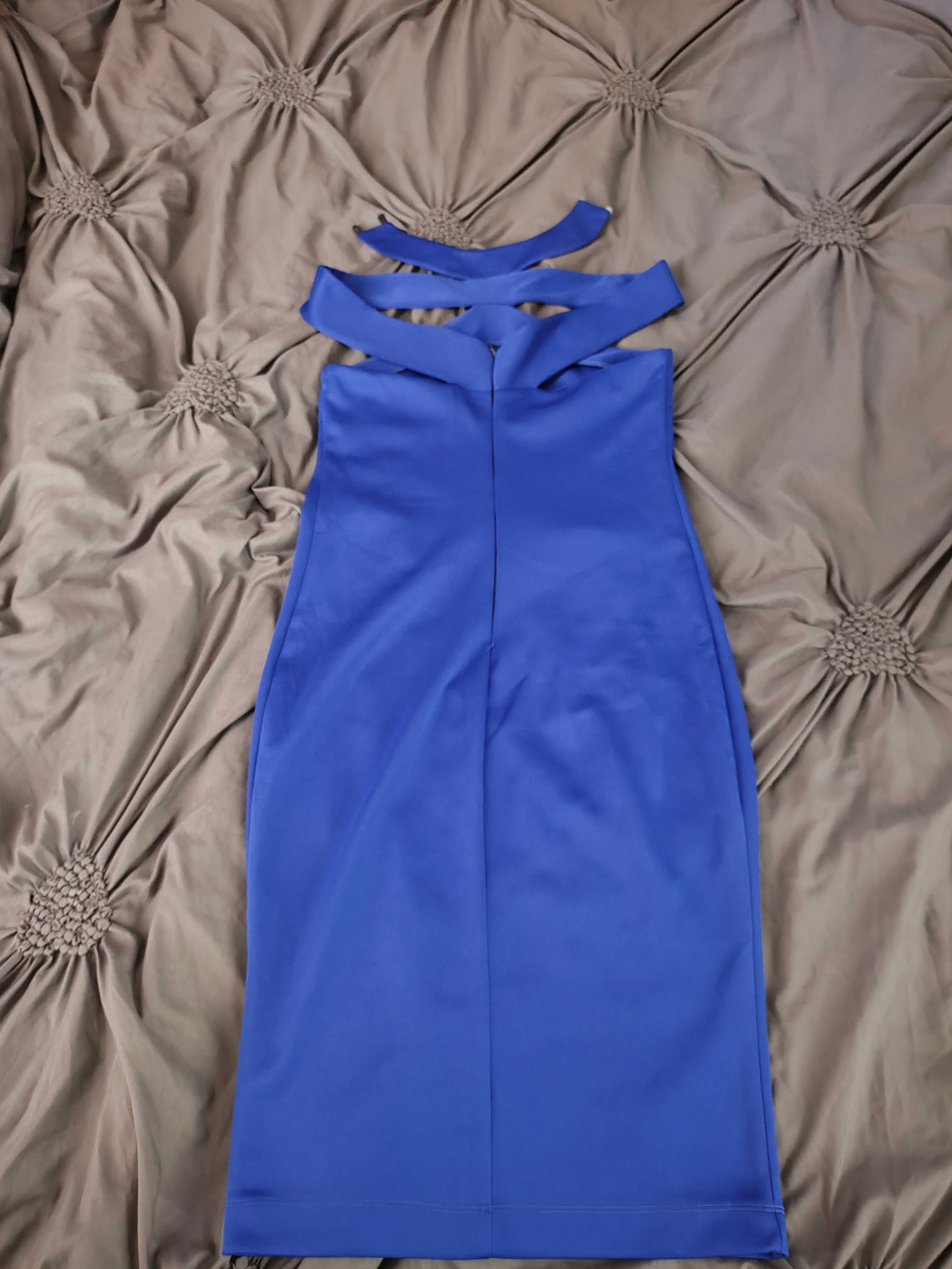 Елегантна синя рокля, шита по поръчка