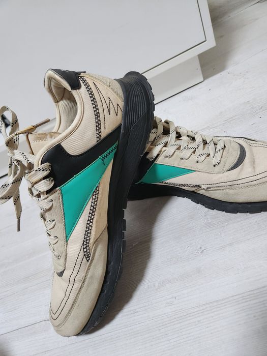 Муржские кросовки 44 размера Reebok Вьетнам