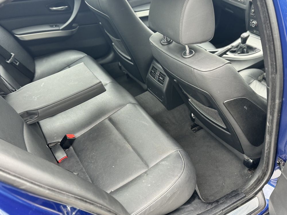 BMW seria 3 E90 318i M Pachet motor N43 facelift LCI