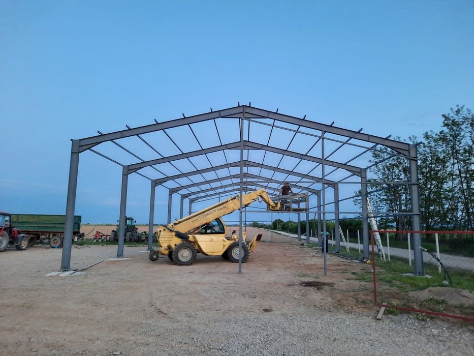 Vand structura hala metalica