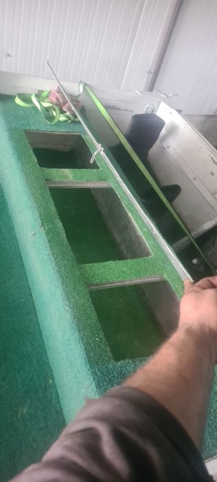 Barca aluminiu+peridoc+motor