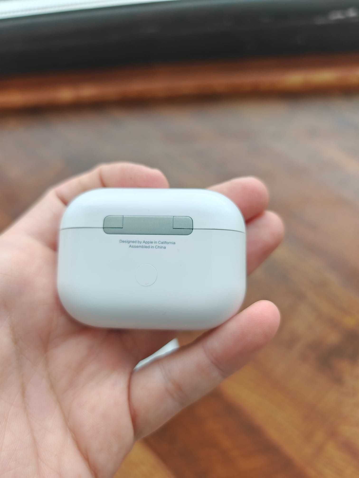 airpods pro (2nd generation) - garantie 30 iunie 2024