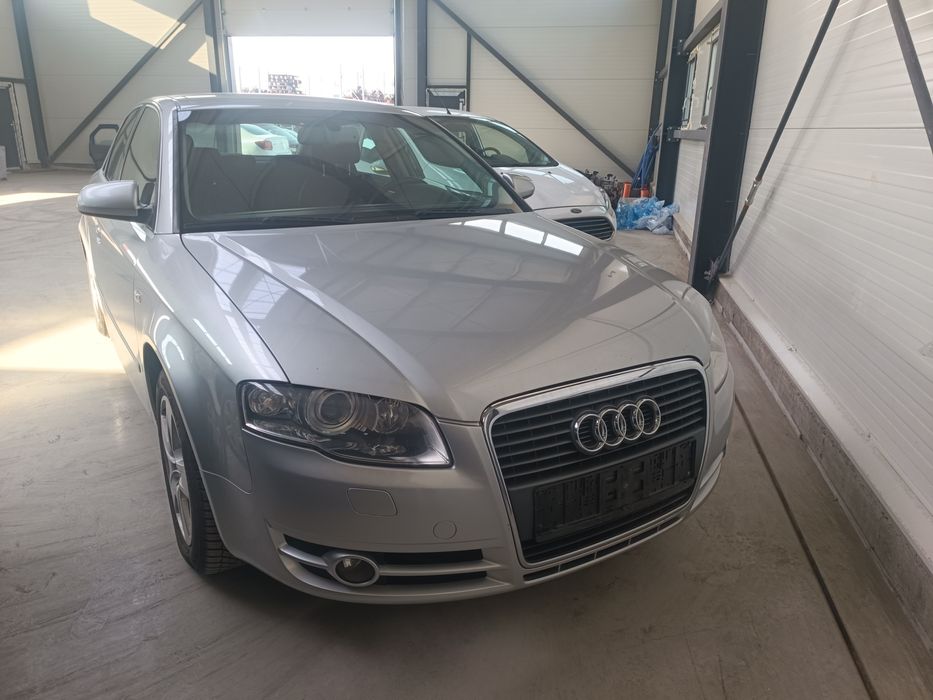 Dezmembram Audi A4 B7, an 2007, motor 2.0 tdi BRD