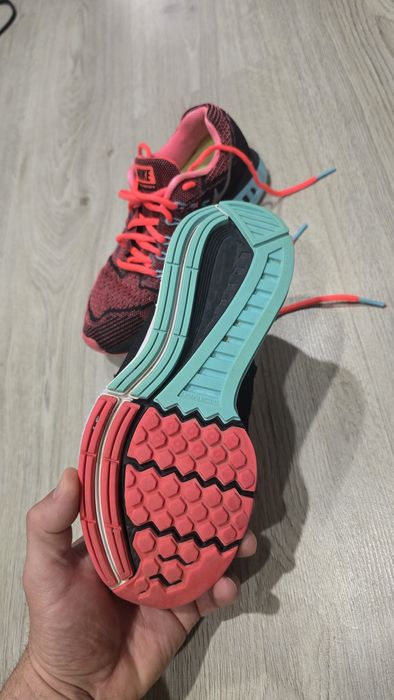 Дамски маратонки Nike ZOOM Running  37.5