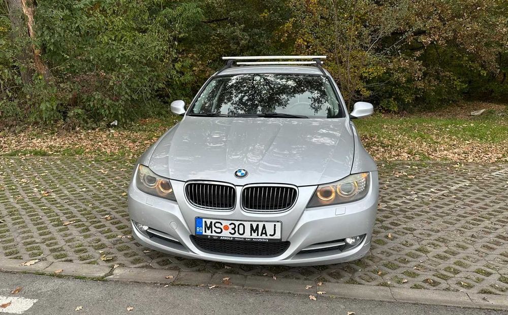 BMW 320d Facelift Special Edition Automat 2012 184cp