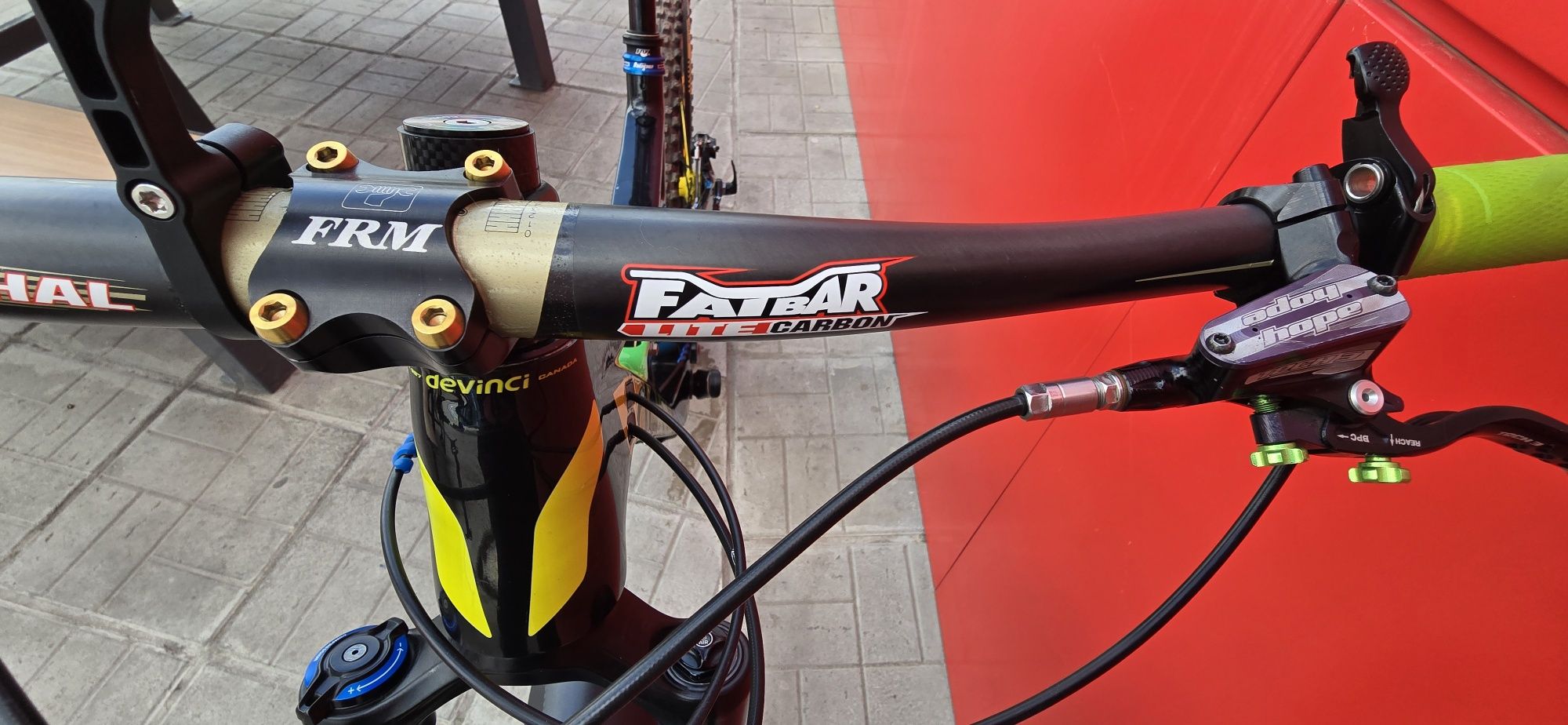 Davinhi Spartan Carbon 27,5 ц. М разм. 1х11 сет Sram X1 като Нов.