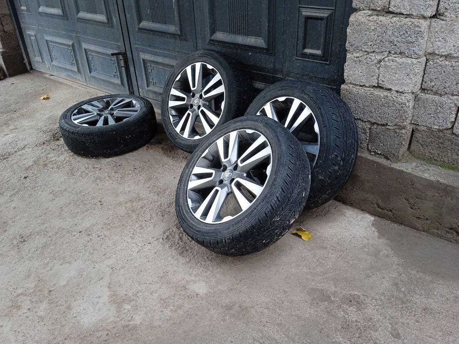 Диски от автомобиля Лада Веста Кросс