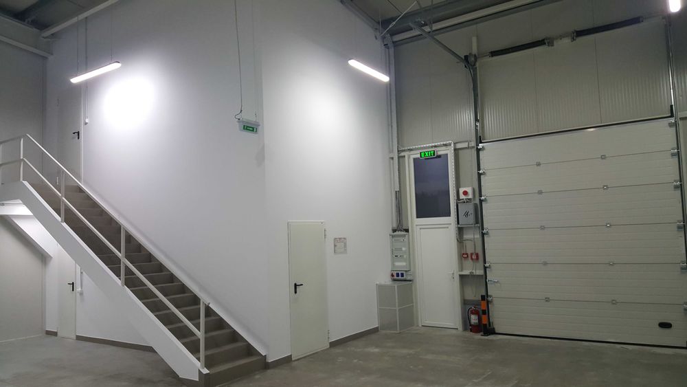 Inchiriez hala/depozit Craiova 600mp zona Ford
