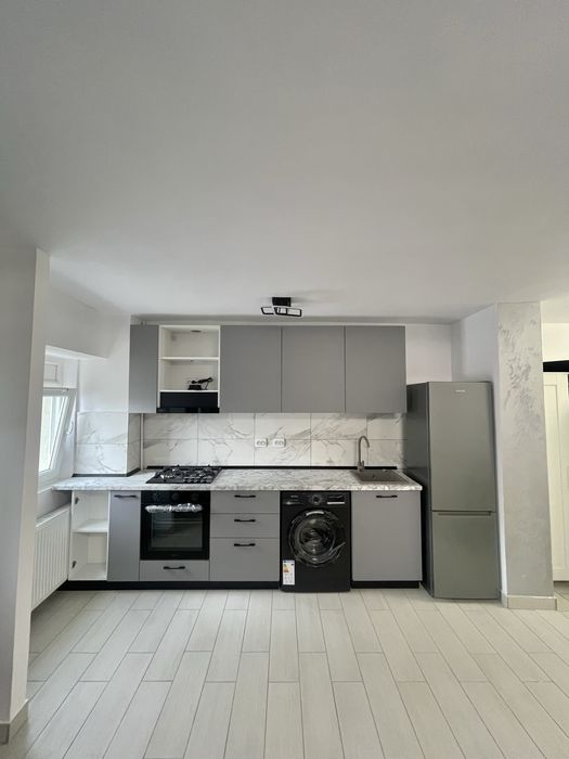 Garsoniera 42 m" de inchiriat !!!