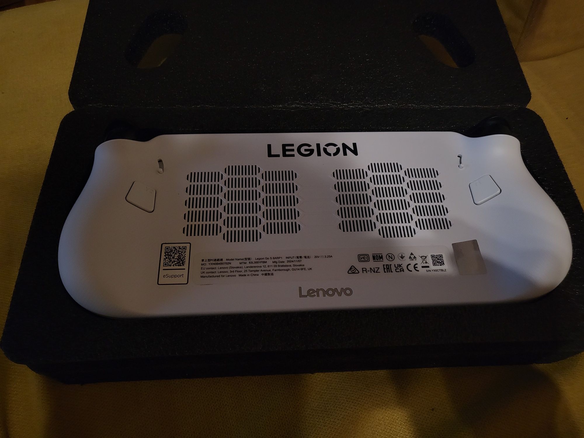 Handheld конзола Legion Go s