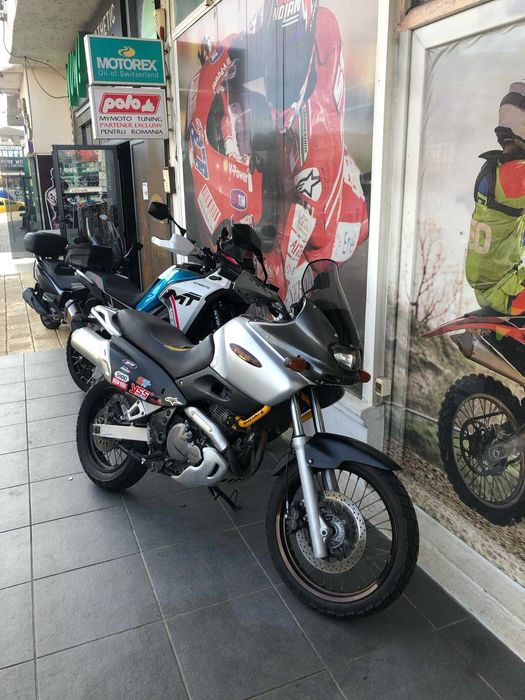 Dual-sport Suzuki Xf 650 - Freewind cat. A2 35kw