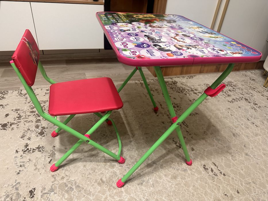 Складной стол и стул детские