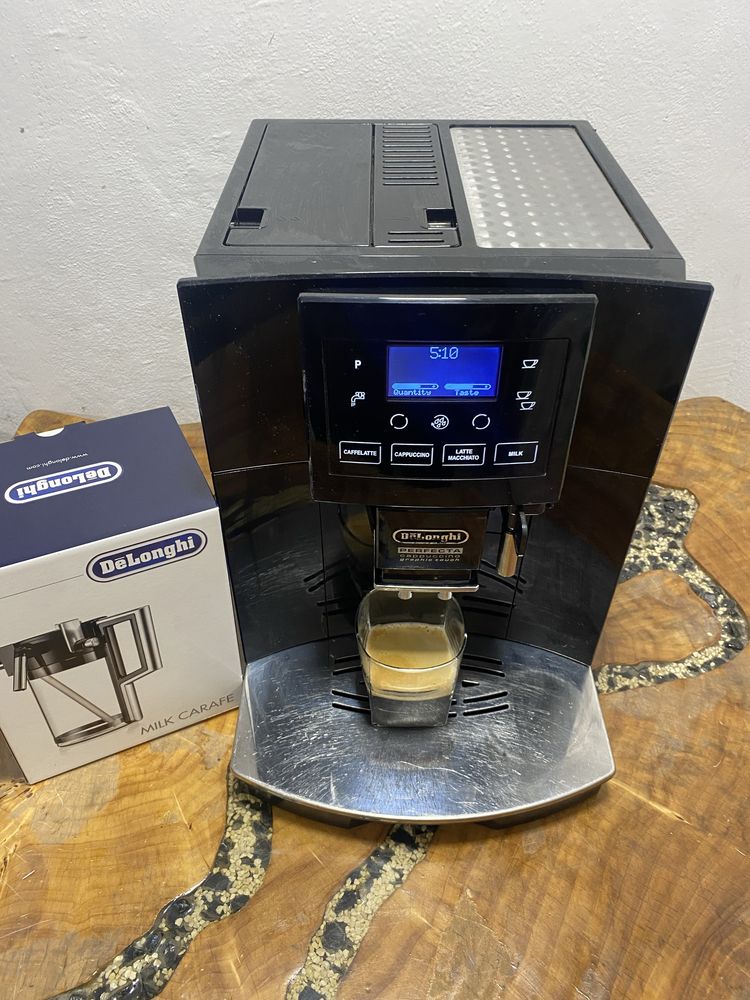 Expresor / espressor delonghi perfecta touch