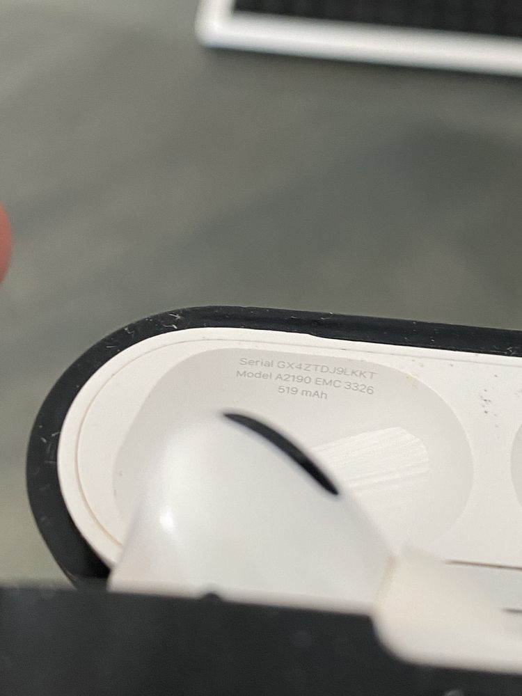 Оригинални Apple Airpods pro 1st gen