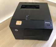 HP LaserJet Pro 200 color Printer M251n черный