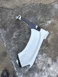 Aripa dreapta fata dacia duster 2 cu mic defect