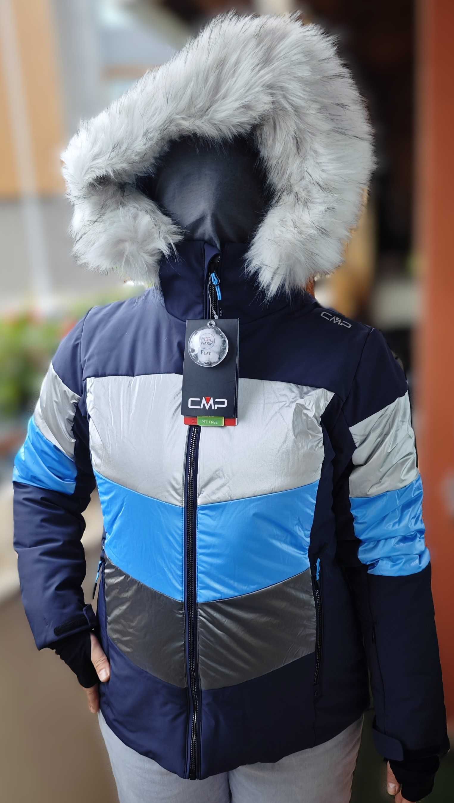 Ново дамско ски/сноуборд якте CMP Размери 40/S/M, Висок клас