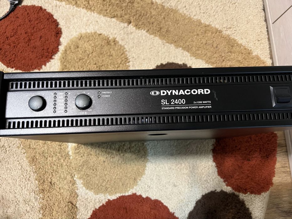 Dynacord SL2400 si SL1800