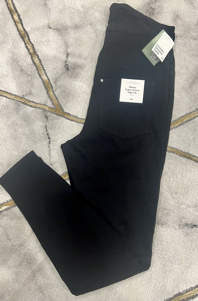 Blugi gravida H&M noi
