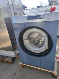 Mașina de spălat haine profesionala, marca Miele, 10 kg, pt spălătorie