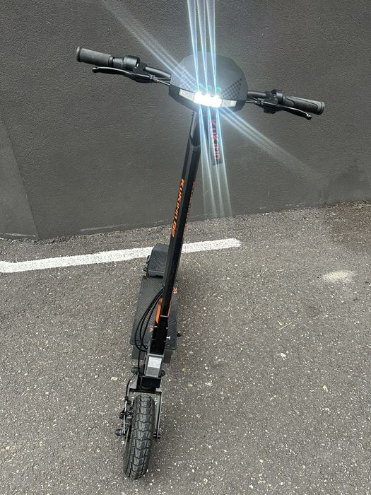 Trotineta Kukirin G2 2025