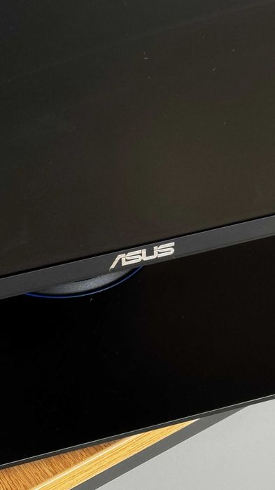 Vand pachet 2x Monitor Asus Gaming VG245HE 24" (inch) + suport perete