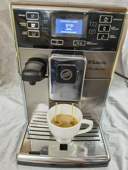 Saeco Piko Baristo - внос , с БГ меню , с кана за мляко и консумативи