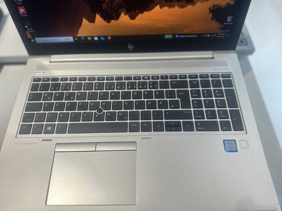 HP EliteBook 850 G5 i5-8250u-8Gb ram-256Gb Ssd