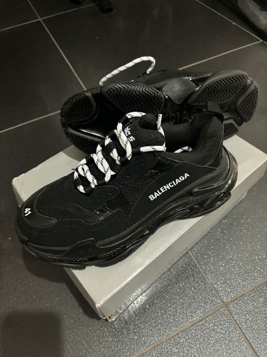 Adidasi Papuci Sneakers