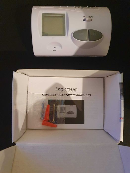 Termostat cu fir Logictherm C3 pentru centrala
