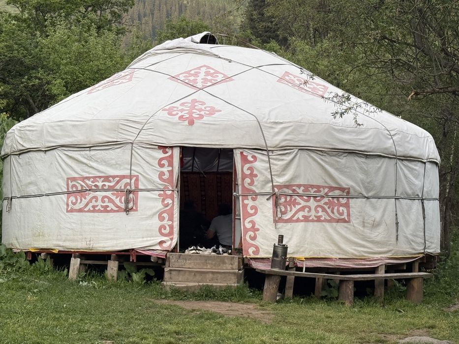 Продаются юрты (использовались в бизнесе)