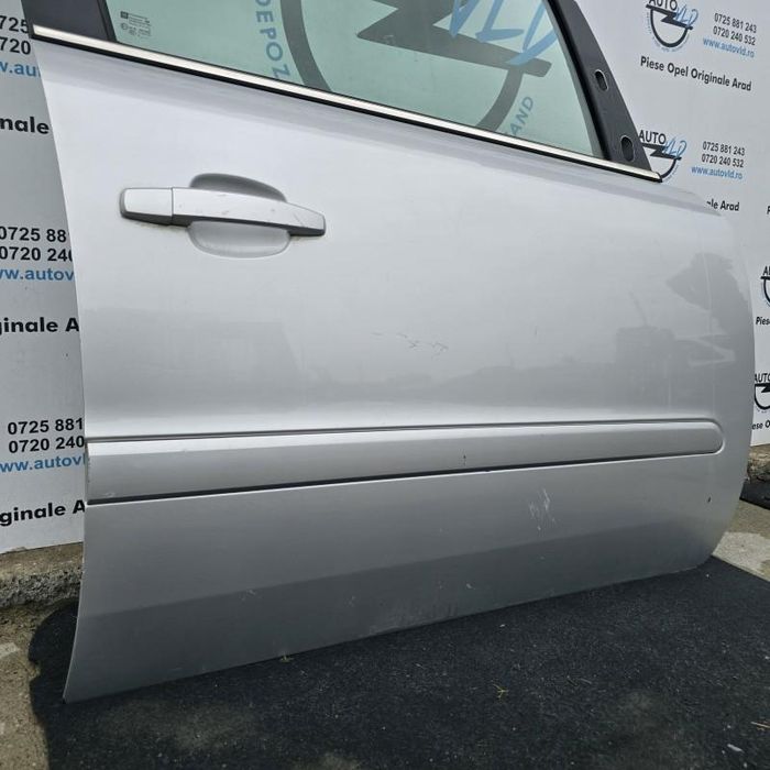 Portiera usa dreapta fata Opel Zafira B