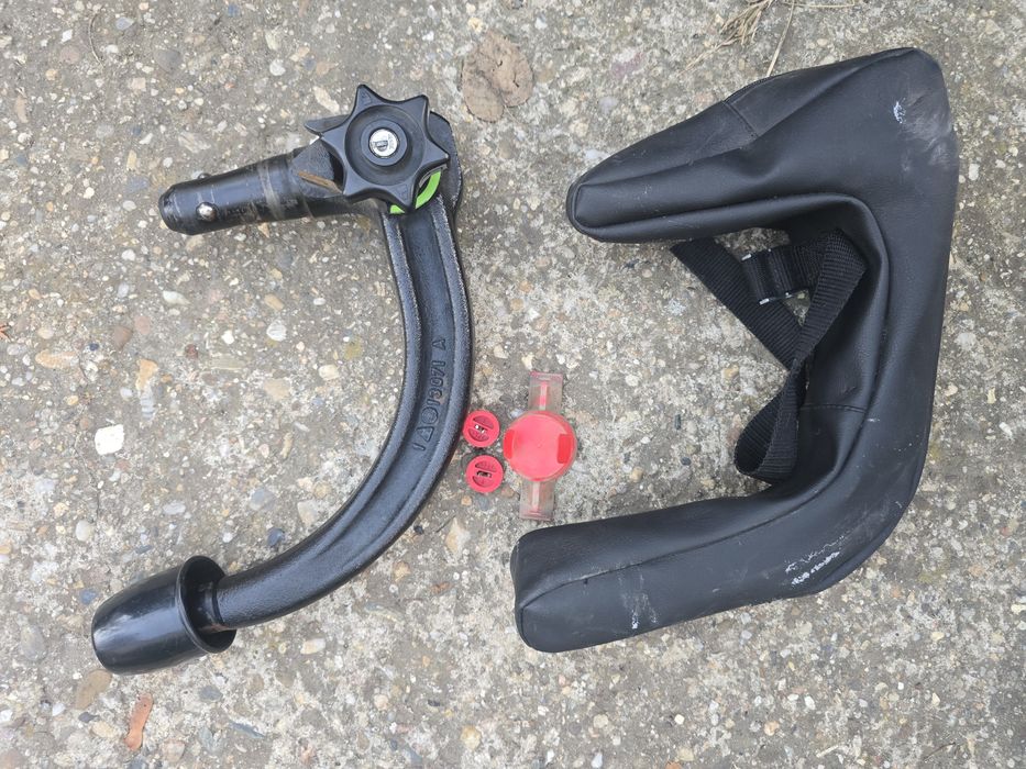 Carlig / Cui remorcare BMW e90 / e91 / e60 / e61 / e46 original oem