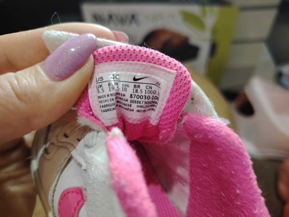 Детски обувки Nike бяло и розово 19.5 размер