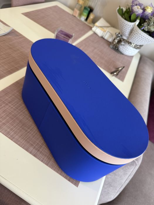 Dyson airwrap изключително запазен