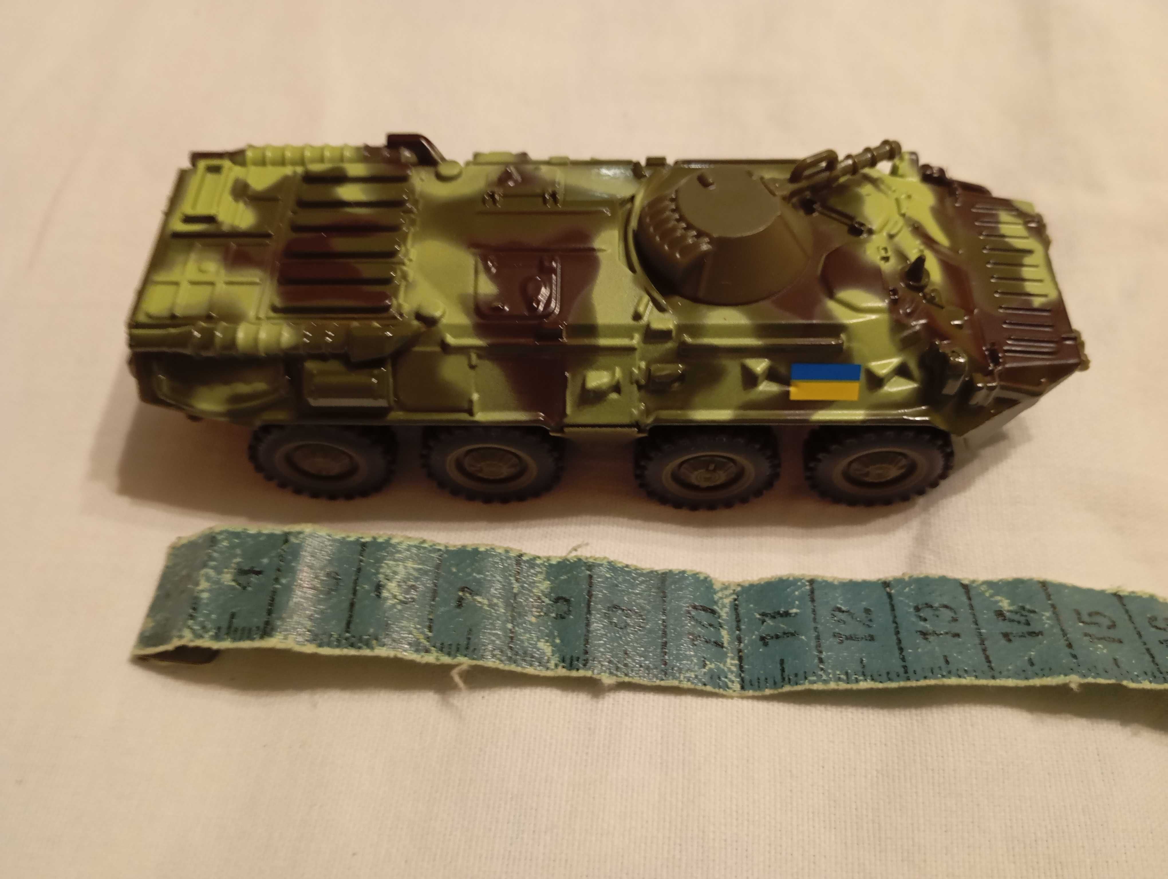 БТР макет в мащаб 1:43