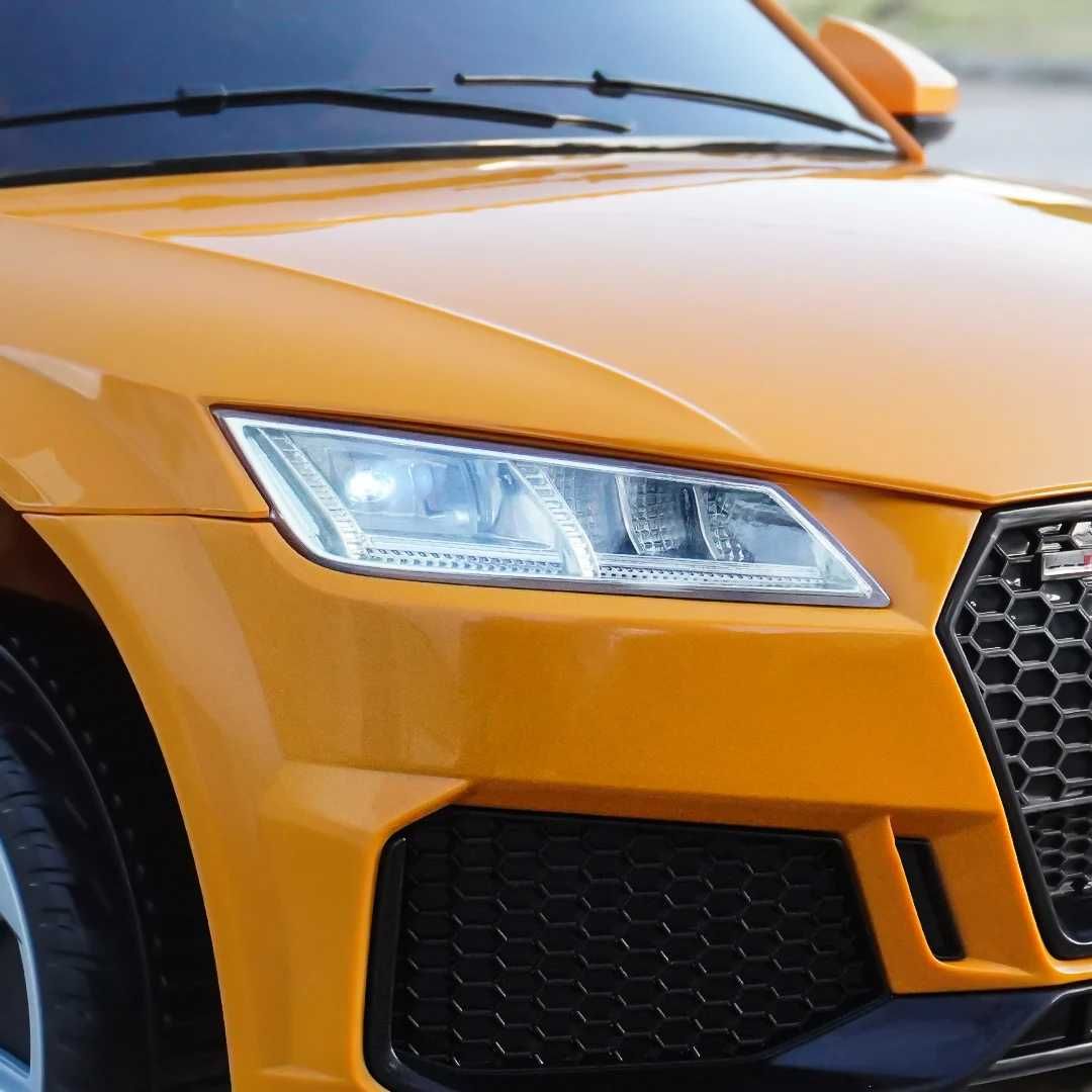 Лицензирана Aкумулаторна Kола Audi TT RS Roadster, 70W,12V/4.5Ah