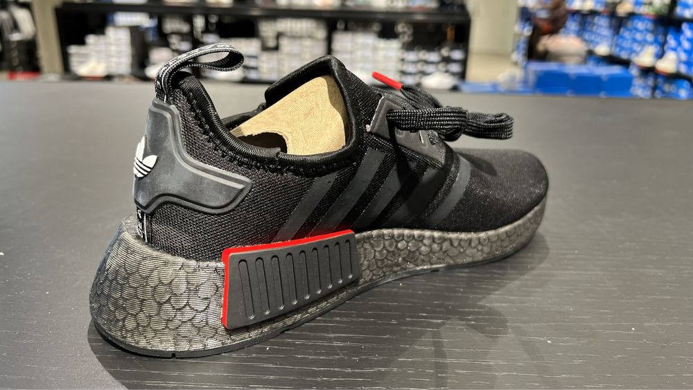 Adidas NMD R1 J Originali la cutie ( marime 36 )