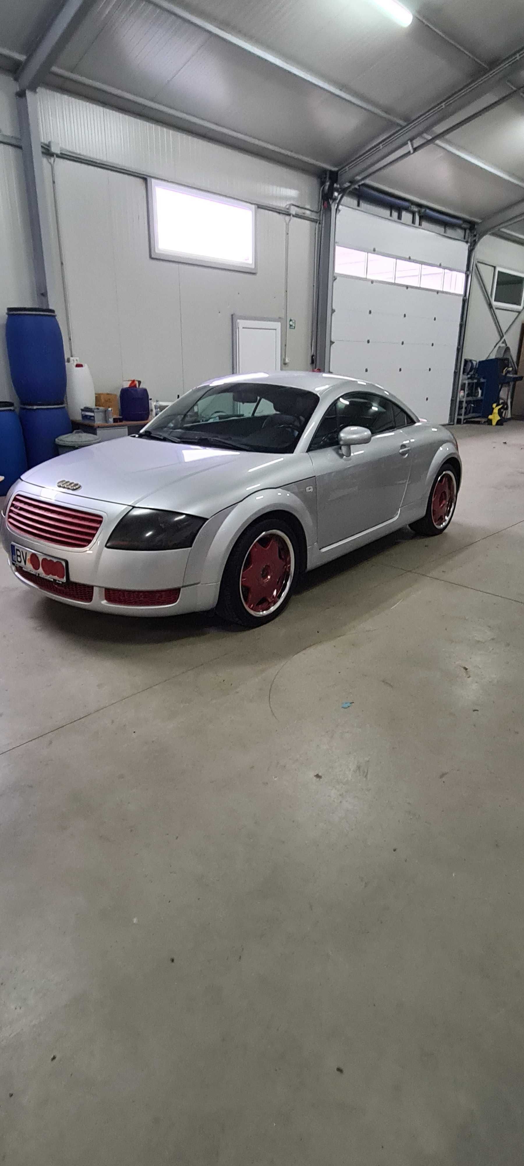 Audi TT - 1.8 Benzina - 1999 / 141.000km