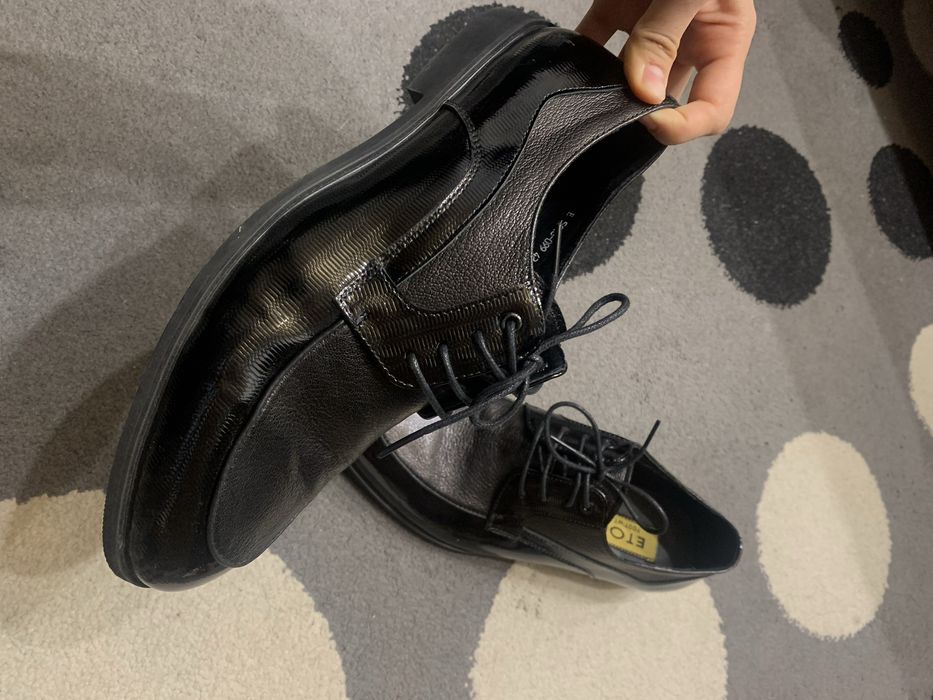 Туфли полулакированные и кожаные!