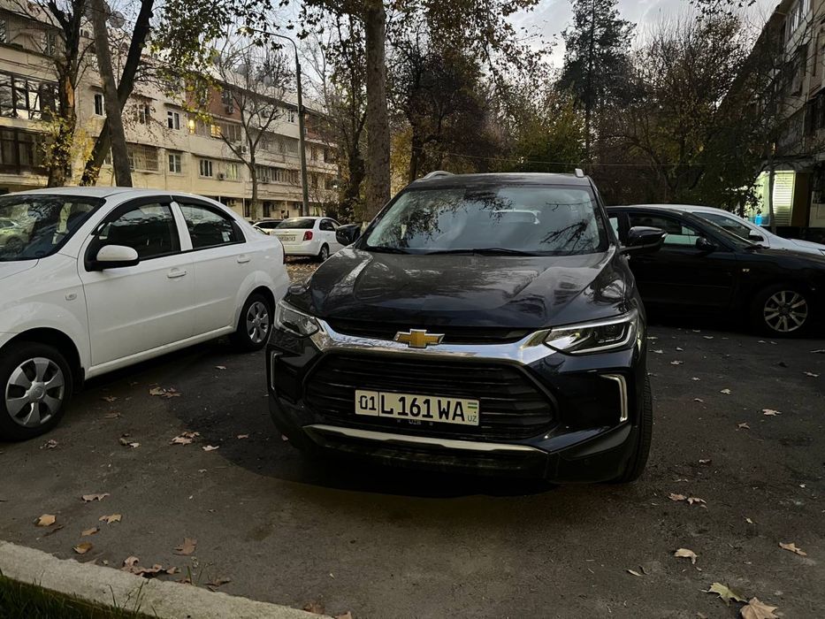 Продаётся машина Tracker Premier 2