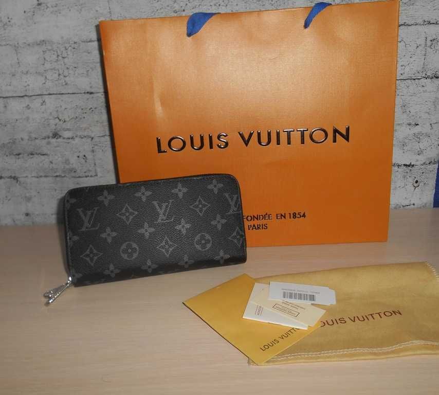 Portofel, pentru bărbați,femeie  Louis Vuitton 0182