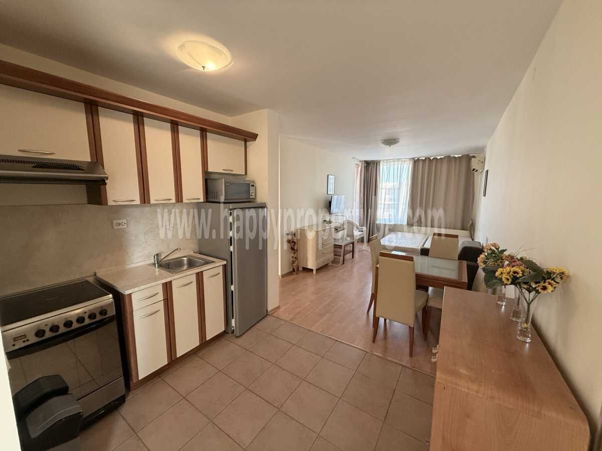 Продава се Тристаен апартамент в к.к. Слънчев бряг - 73 кв.м за 932 €/кв.м - Снимка #3