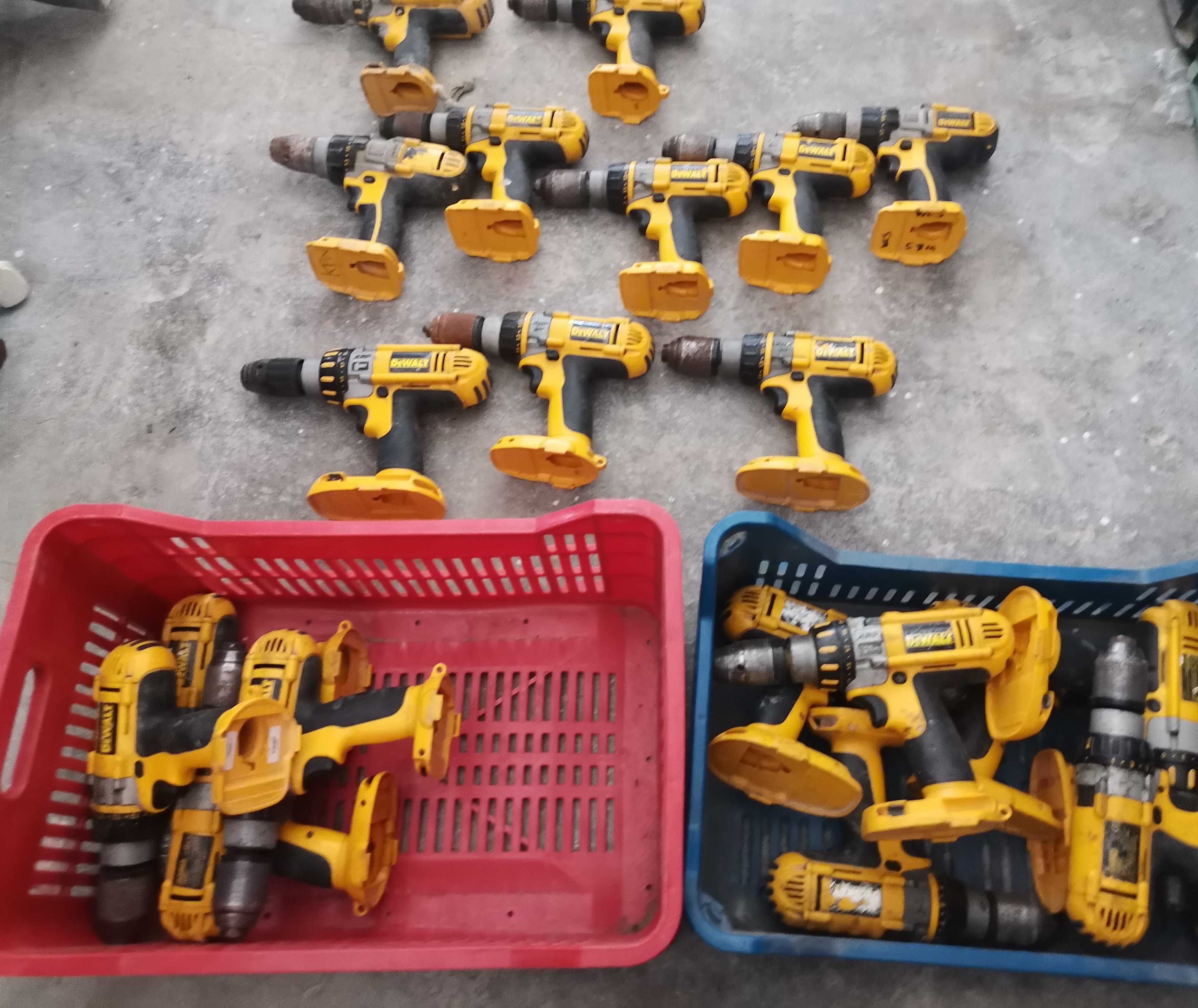 Винтоверт бодита -  Dewalt 12 V , 14,4 V , 18 V