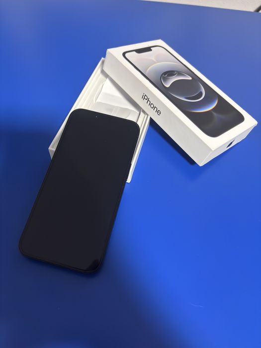 Vand iPhone 16e Nou
