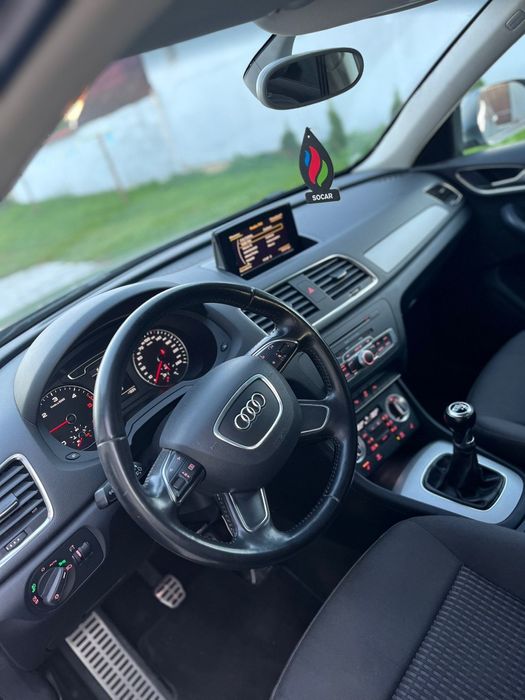 Audi Q 3  manual Full Led nu Q5 A 4 A3 A5