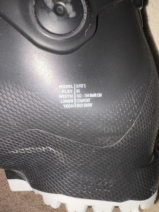 Clapari roxa 44/45 noi